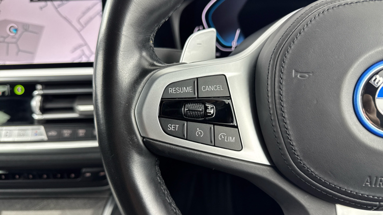 BMW 3 Series 330e M Sport Pro Edition 4dr Step Auto Saloon